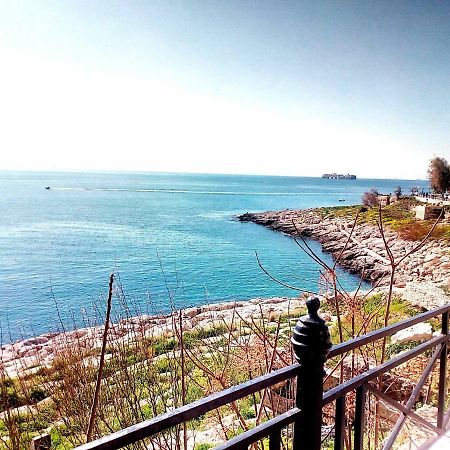 Φωτεινό Διαμέρισμα Πειραιας Piraeus Buitenkant foto