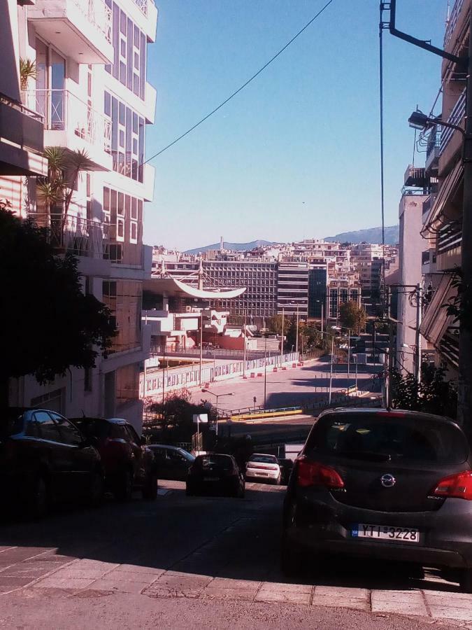 Φωτεινό Διαμέρισμα Πειραιας Piraeus Buitenkant foto
