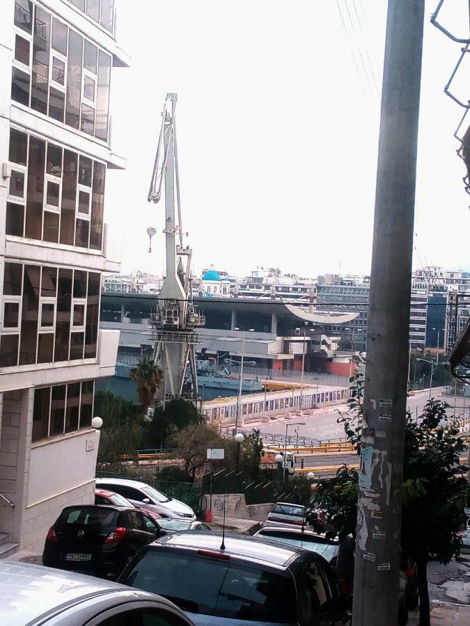 Φωτεινό Διαμέρισμα Πειραιας Piraeus Buitenkant foto