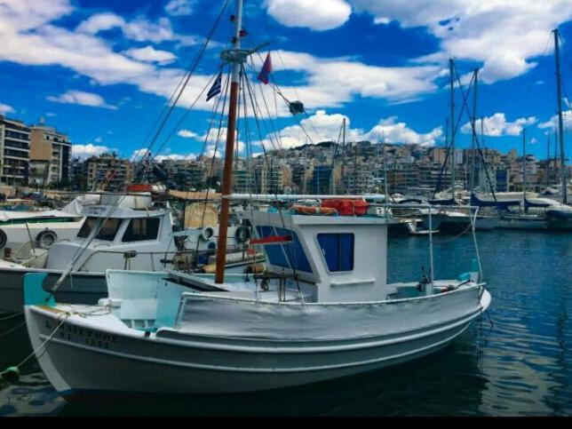 Φωτεινό Διαμέρισμα Πειραιας Piraeus Buitenkant foto